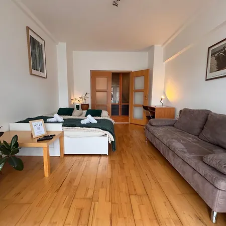 Lejlighed 2br Near Nivy & Center *